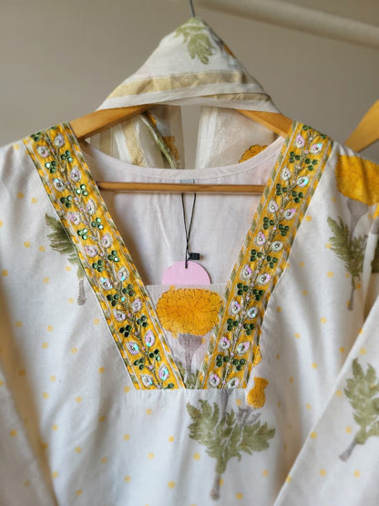 Doriya Marigold Suitset (Ready To Ship)