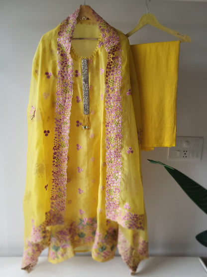 Flamingo Unstitch suit  (Ready To Ship)