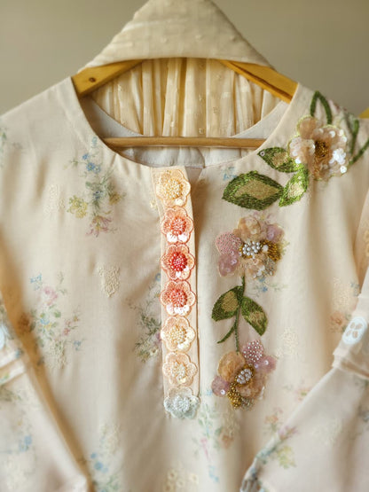 Bell Jasmine Set (25 Days Dispatch Time)