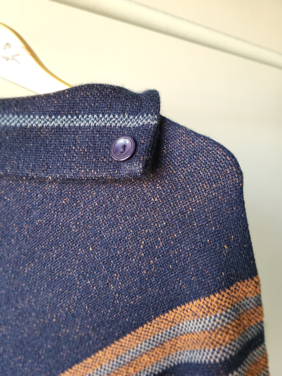 December cheque ponchus