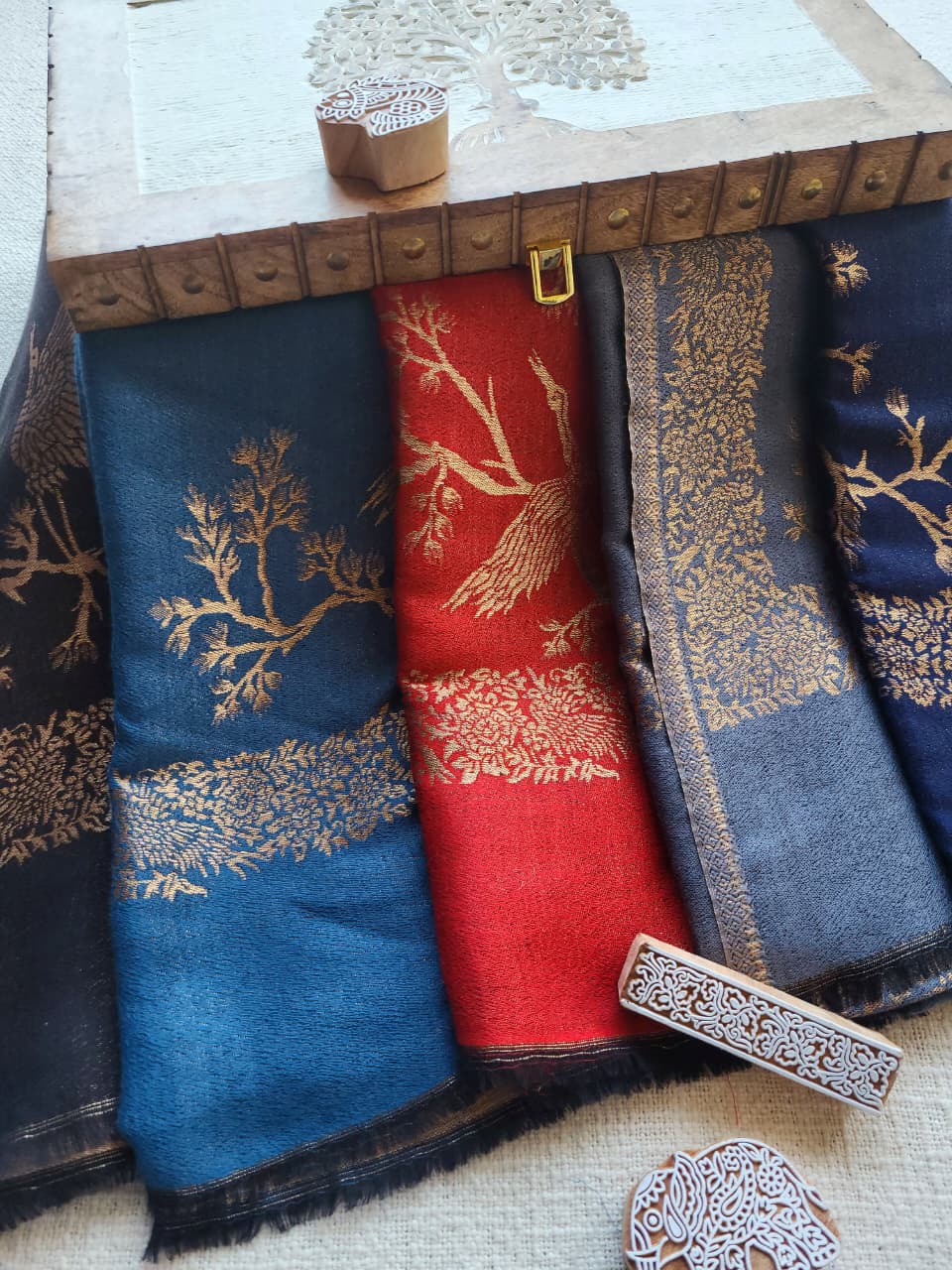 Reversible Motif Shawl