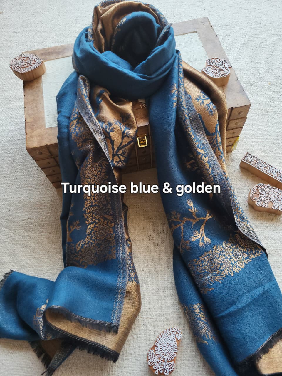 Reversible Motif Shawl