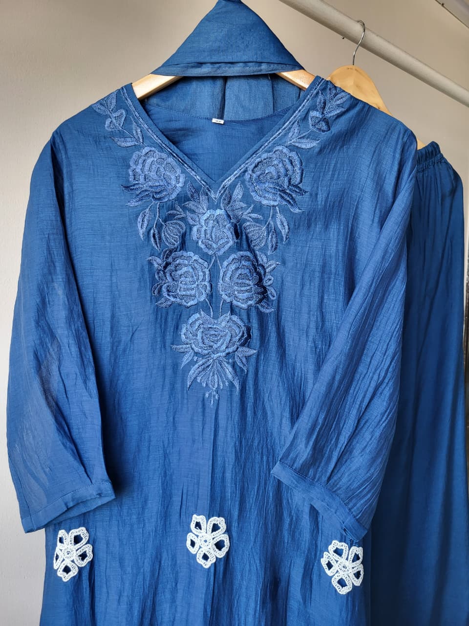 Guljaal suit set