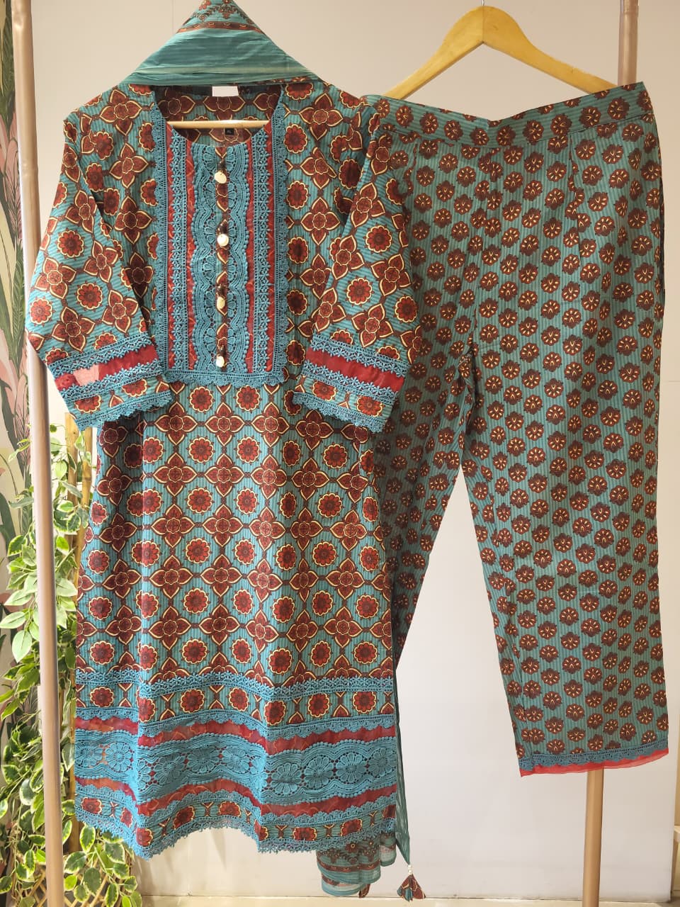 Saanjh Firoza Set