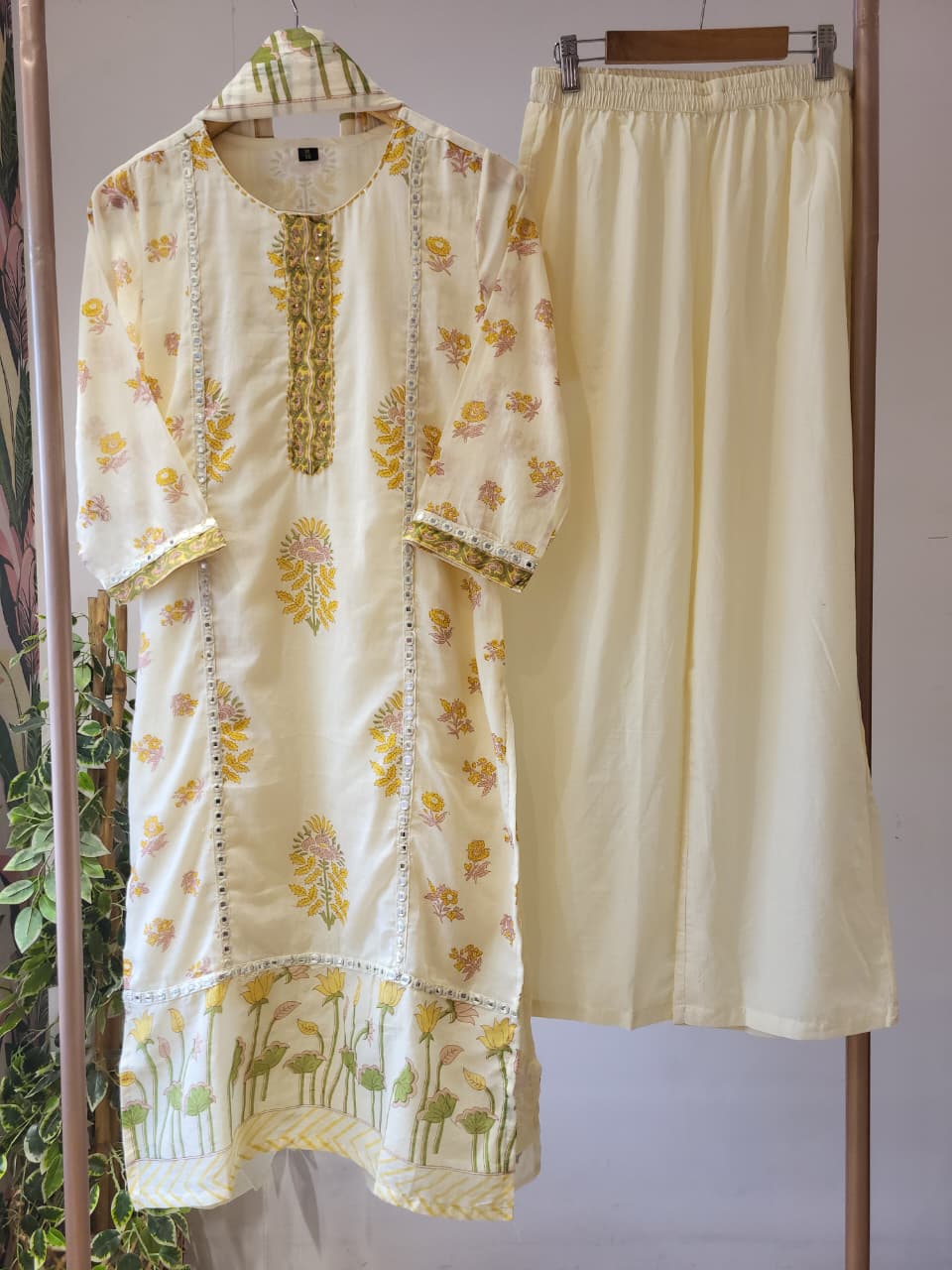 Floral Whisper Set
