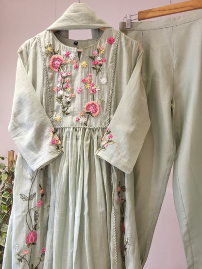 Blush Vine Set