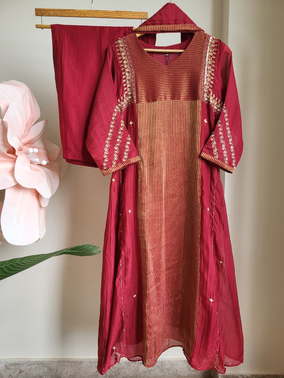 Ahilya Antique Tikki Set (5 Days Dispatch Time)